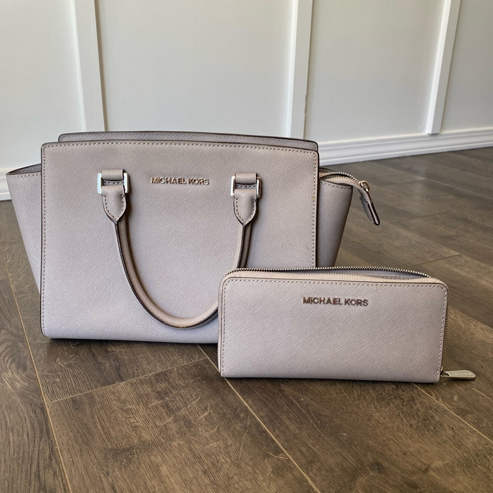 Michael Kors Handbag and matching wallet